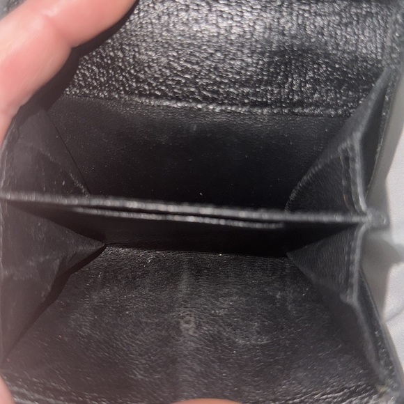 Gucci black canvas monogrammed square wallet silver accents snaps to coins - Picture 4 of 9